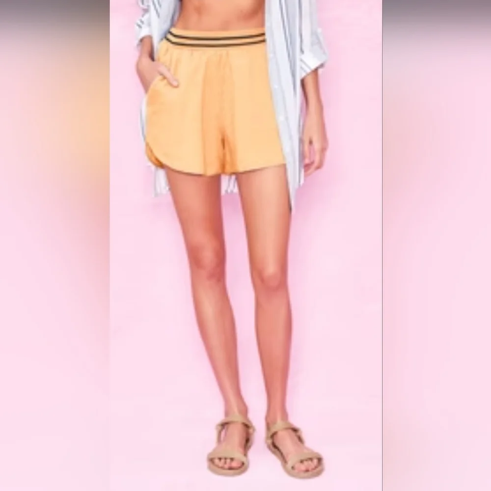 Sundry By Anthropology Soft Peach Linen Shorts W/ Black Striped Waist & Pockets